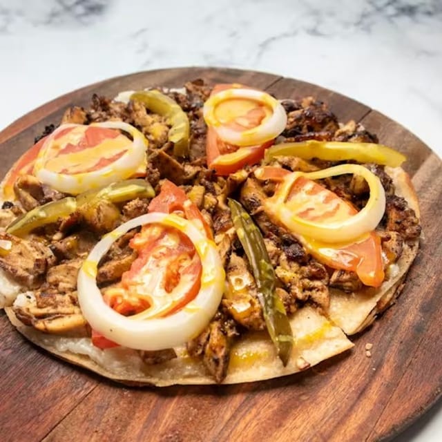 Chicken Shawarma Pizza.